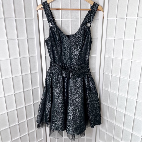 NWT Betsey Johnson Black Gray Animal Print Fit & Flare Cocktail Party Dress - Picture 2 of 13